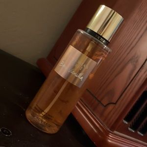 Victoria’s Secret Bare Vanilla